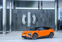 新能源汽车高合HiPhi X推动用户体验全面进阶,为国产电动车树立全新标杆